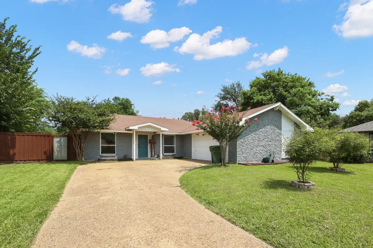 913 Heritage Circle, Garland, TX 75043 - #1