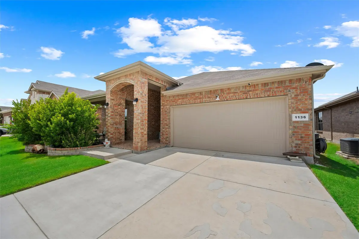 1136 Gillespie Drive, Justin Roanoke, TX 76247 - #1