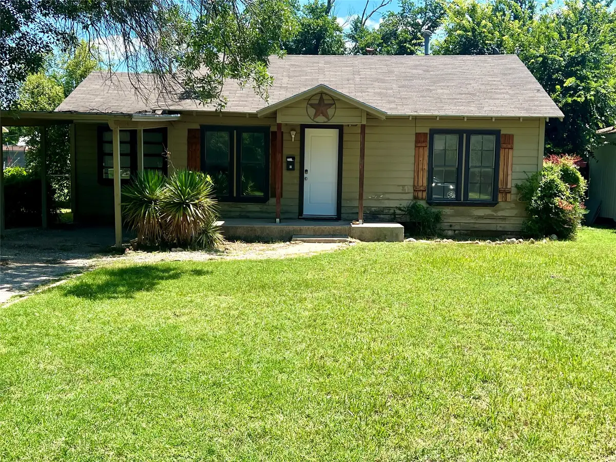 2402 Greenway Drive, Brownwood, TX 76801 - #1