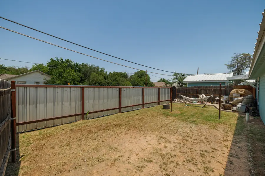 1107 Vine Street, Abilene, TX 79602 - #3