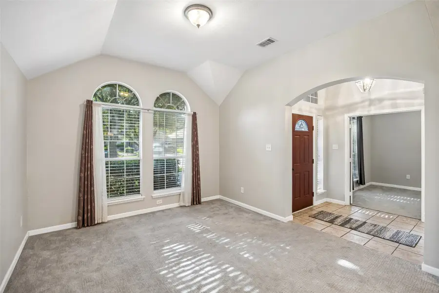 949 Chestnut Lane, Saginaw, TX 76179 - #3