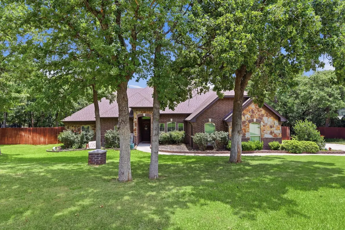 145 Foxpointe Circle, Weatherford, TX 76087 - #1