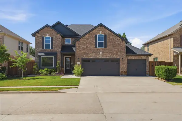 1433 Mesa Crest Drive, Fort Worth, TX 76052