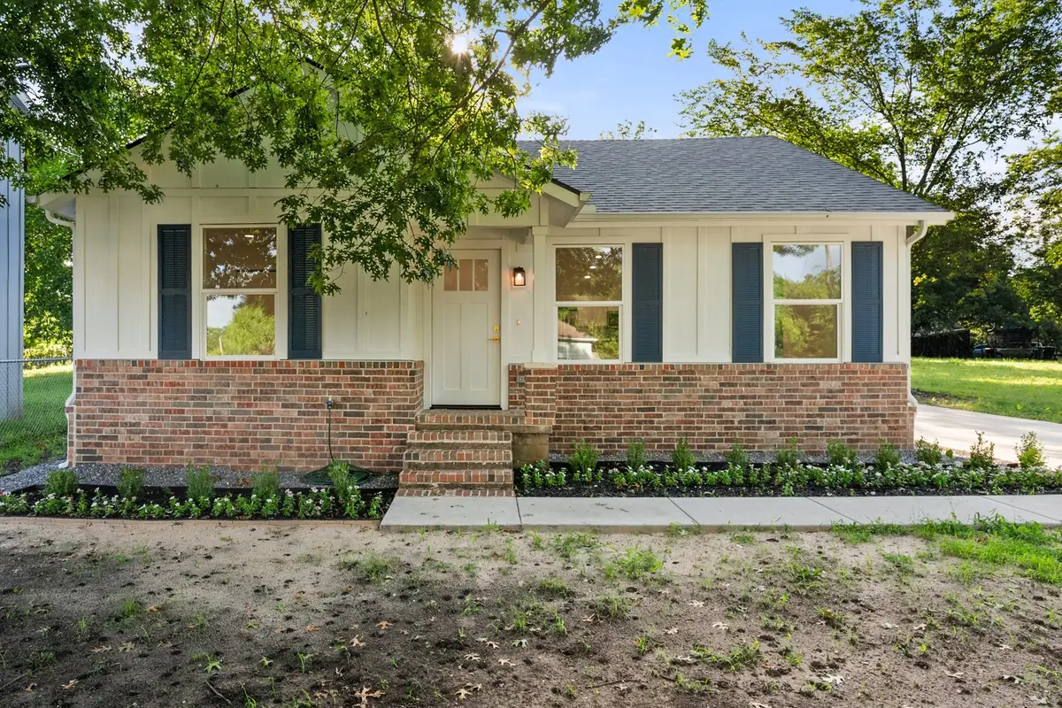 315 Burdette Avenue, Sherman, TX 75090 - #1