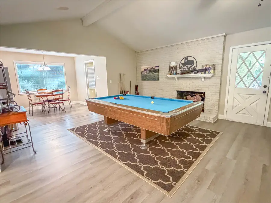 604 Cooper Street, Ennis, TX 75119 - #2