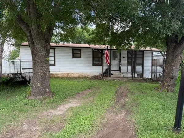 260 W Elm, Stephenville, TX 76401