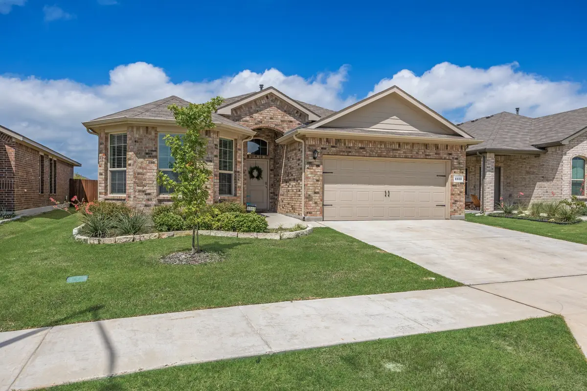 8569 Big Apple Dr, Fort Worth, TX 76179 - #1