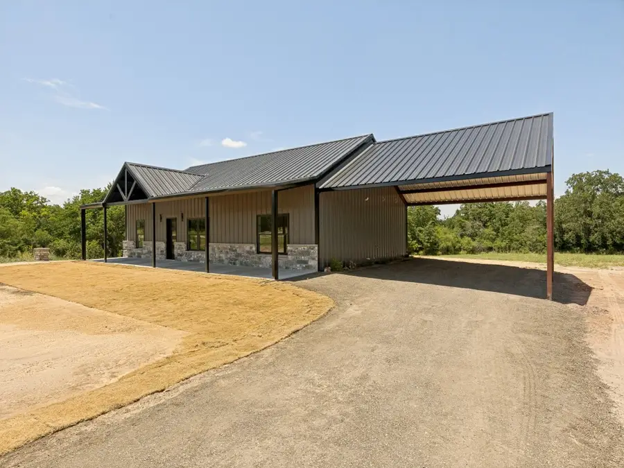 271 Rolling Ranch Boulevard, Alvord, TX 76225 - #2