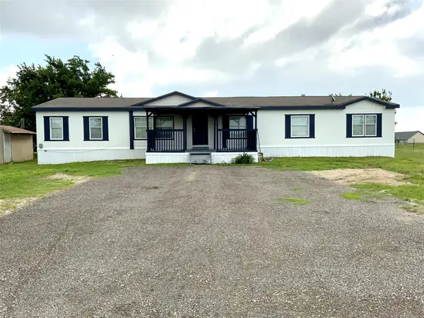 801 County Road 213, Venus, TX 76084