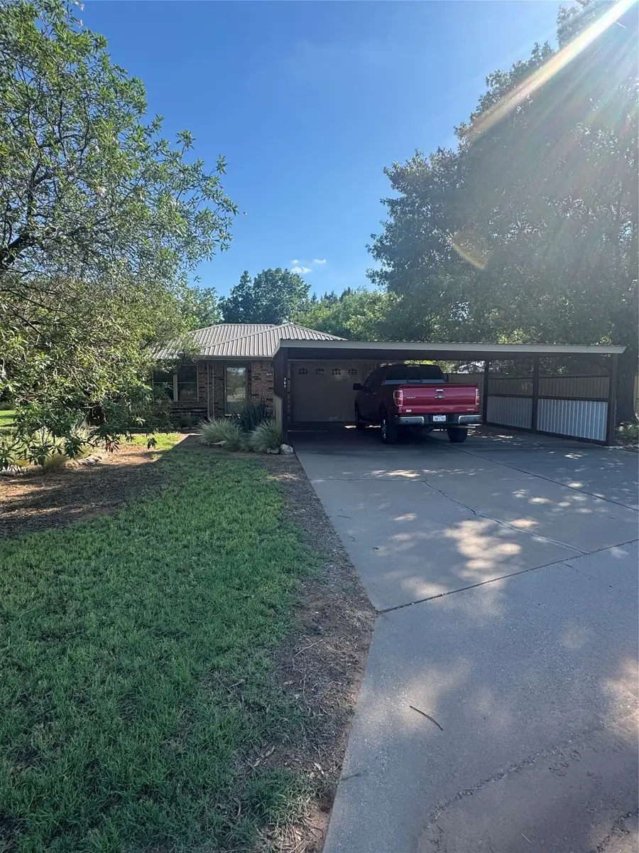 701 Avenue G Sw, Childress, TX 79201 - #3