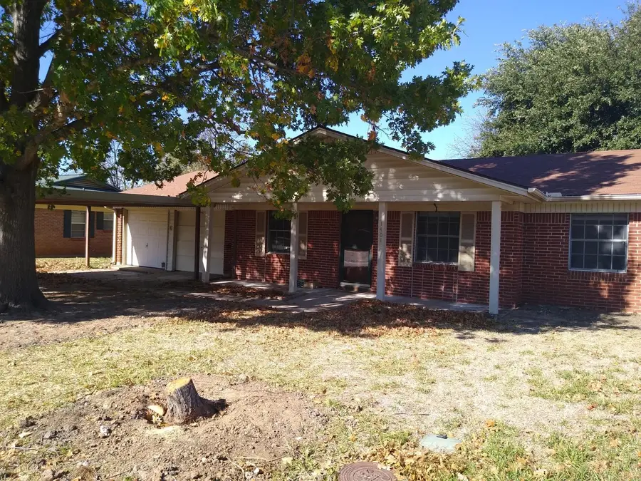 1401 21st Street, Mineral Wells, TX 76067 - #2