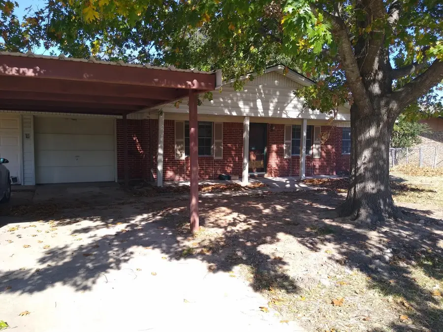 1401 21st Street, Mineral Wells, TX 76067 - #3