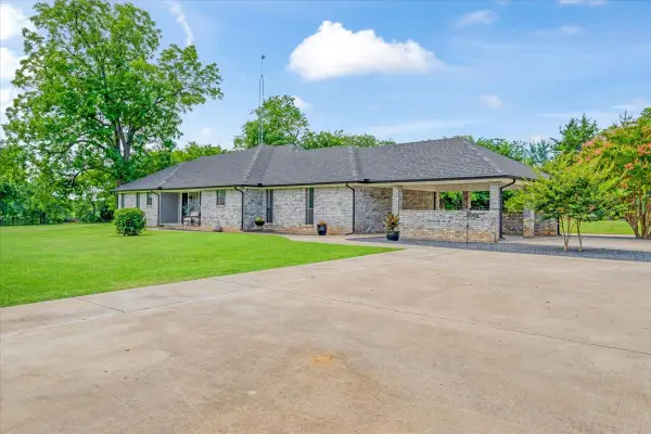 826 Georgetown Road, Pottsboro, TX 75076
