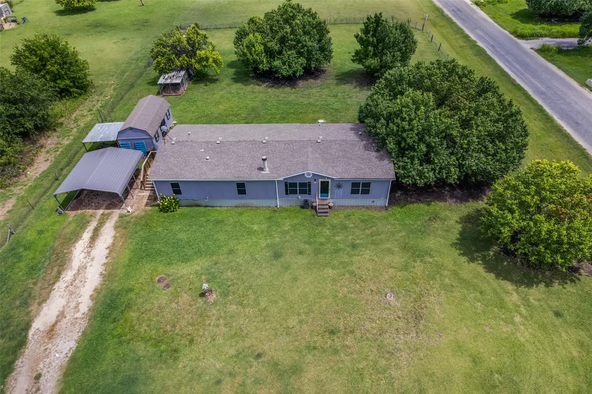 10900 Pikes Peak, Venus, TX 76084 - #1