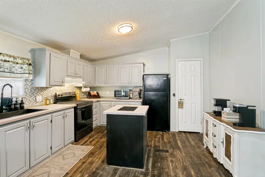 10900 Pikes Peak, Venus, TX 76084 - #3
