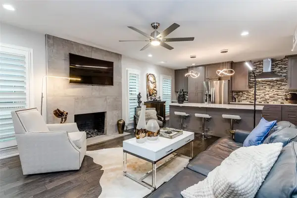 7818 Meadow Park Drive #216, Dallas, TX 75230