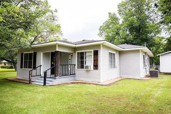 508 Fleming St., Mount Vernon, TX 75457