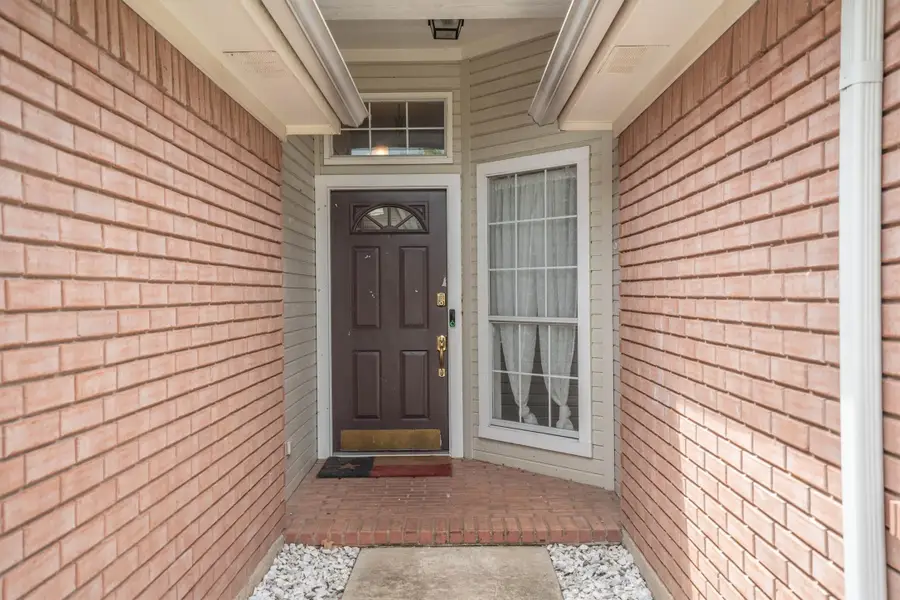 115 S Blue Bonnet Circle, Justin, TX 76247 - #3