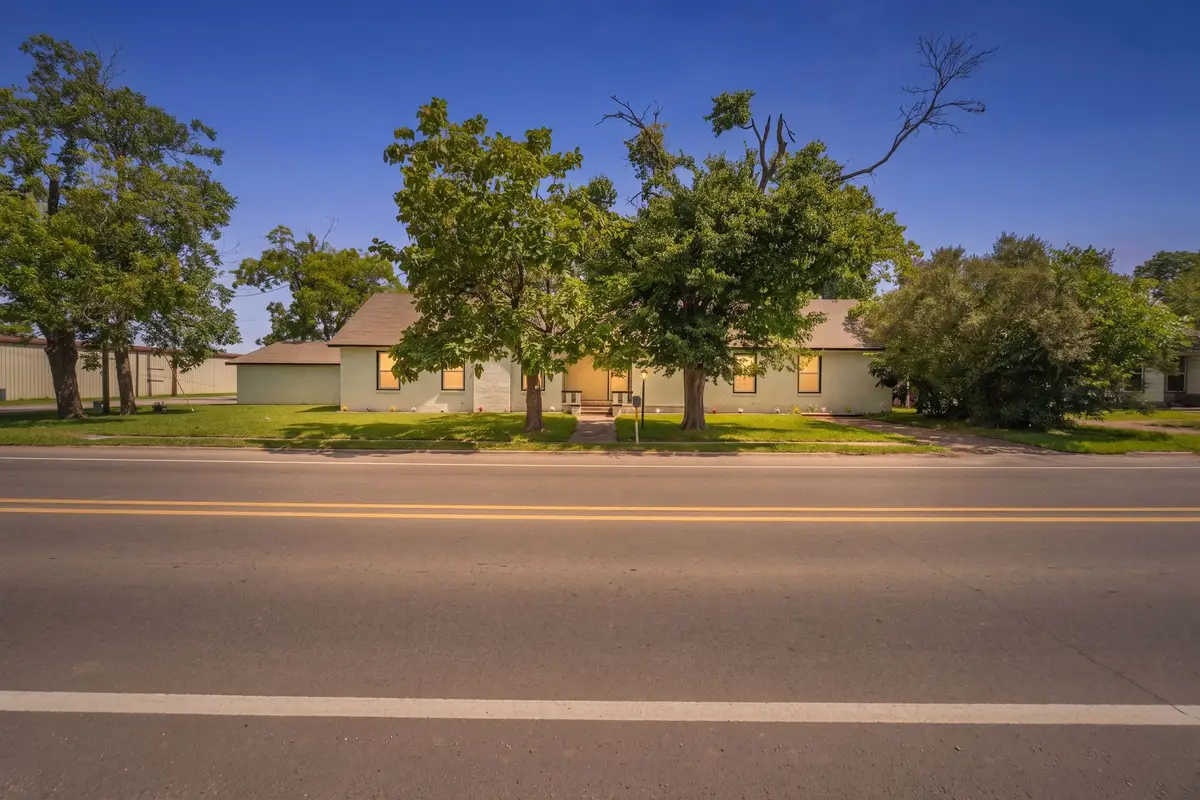 1050 W Dallas Avenue, Cooper, TX 75432 - #1