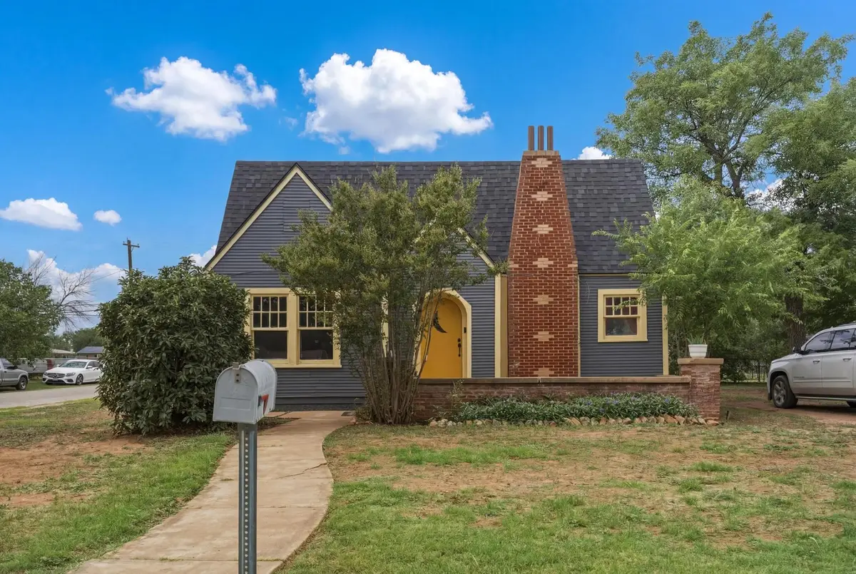 512 Yucca, Merkel, TX 79536 - #1