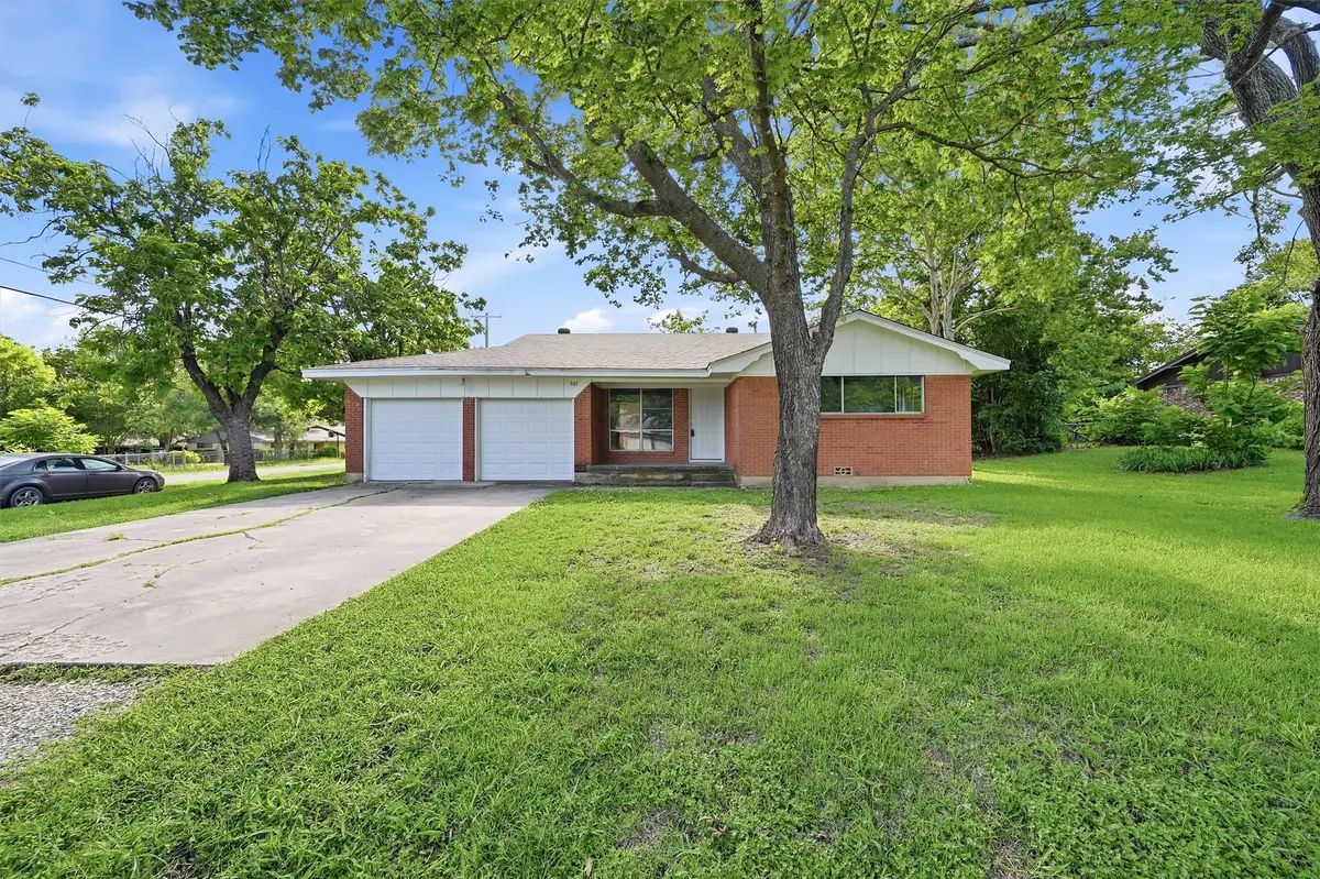 901 Maple Street, Howe, TX 75459 - #1
