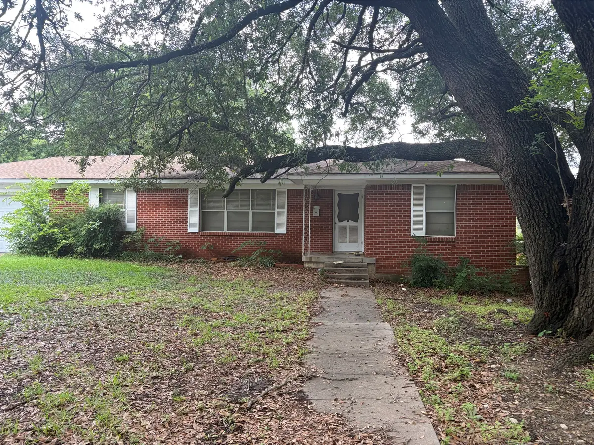 4121 Shannon Drive, Fort Worth, TX 76116 - #1