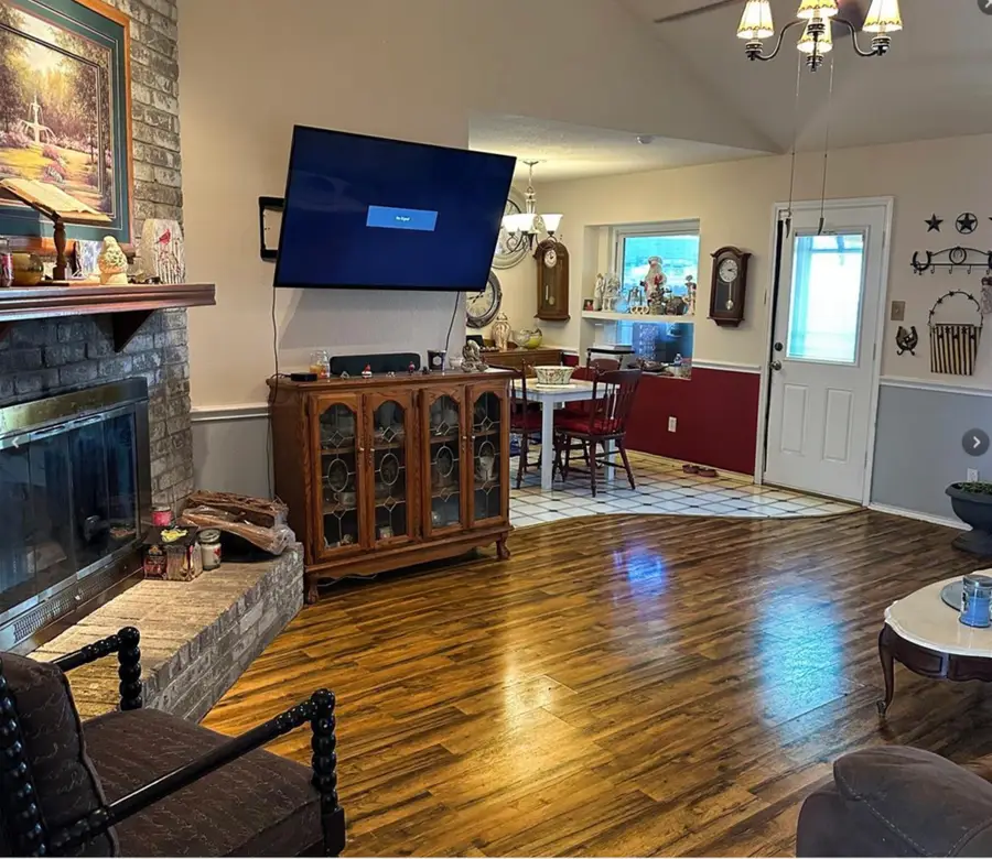 1324 N Creek Drive, Saginaw, TX 76179 - #3