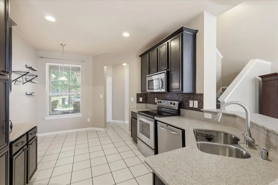 932 Avondale Lane, Plano, TX 75025 - #2