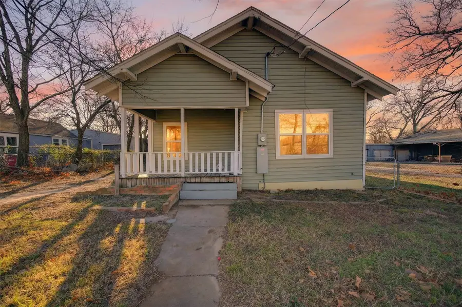 710 E Lamar Street, Sherman, TX 75090 - #2