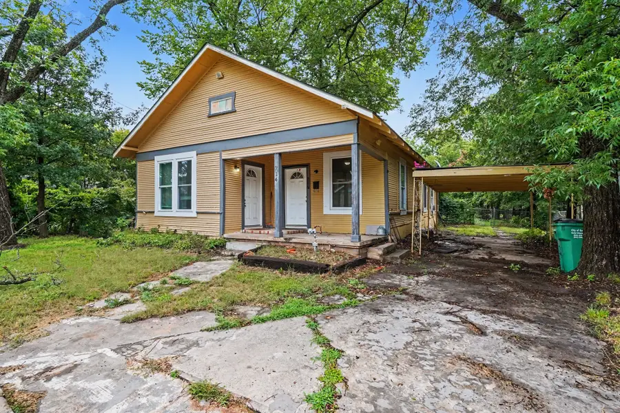 714 Ritchey Street, Gainesville, TX 76240 - #3