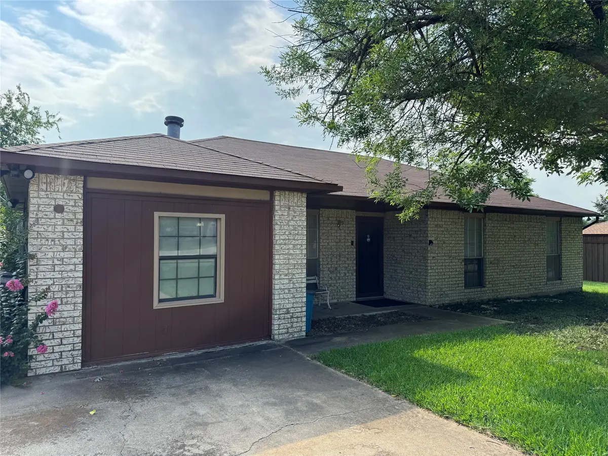 416 Butterfly Lane, Red Oak, TX 75154 - #1
