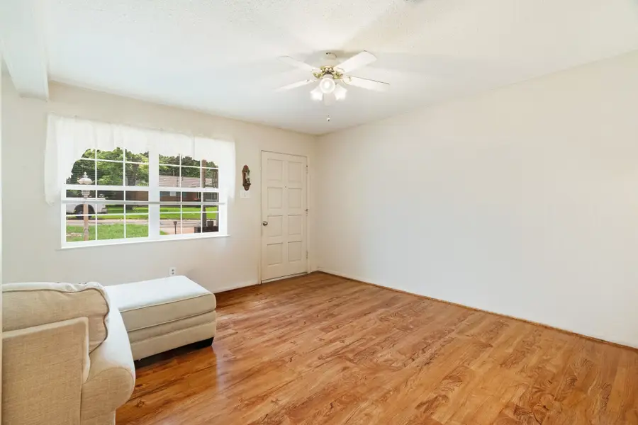 2455 Kessler Drive, Paris, TX 75460 - #2