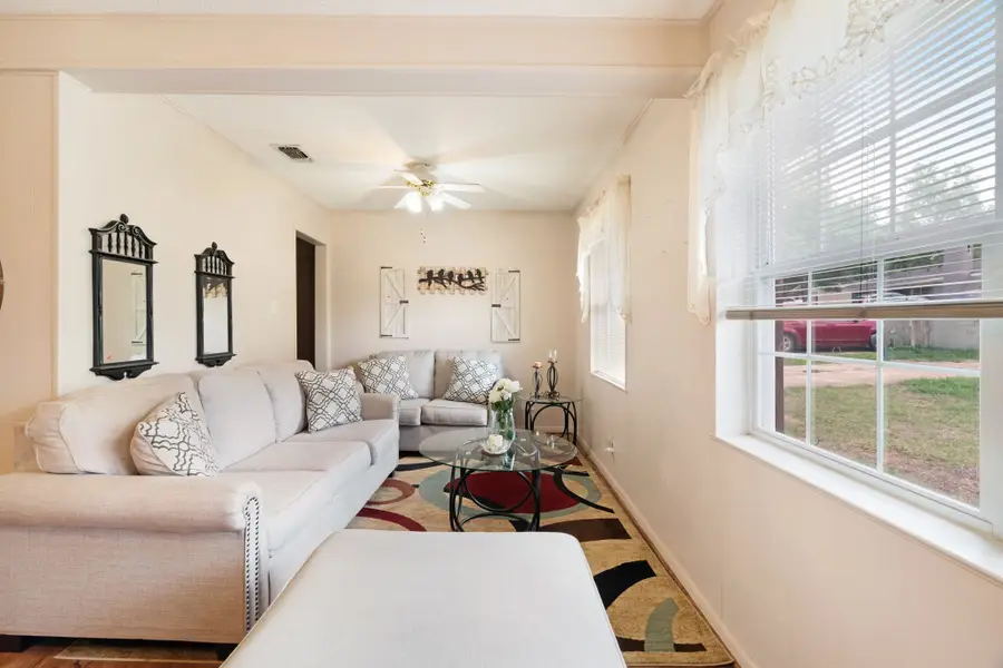 2455 Kessler Drive, Paris, TX 75460 - #3
