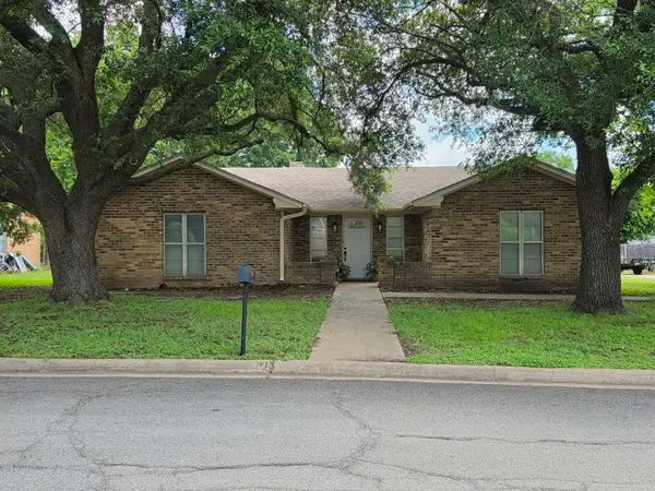 104 Bowie Lane, Hewitt, TX 76643