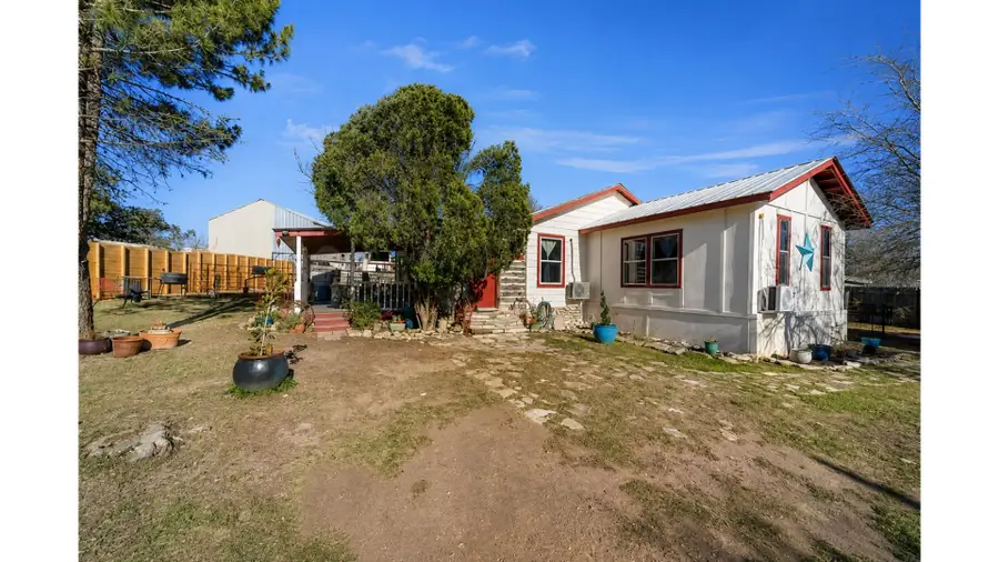117 Reading Avenue N, Center Point, TX 78010 - #3