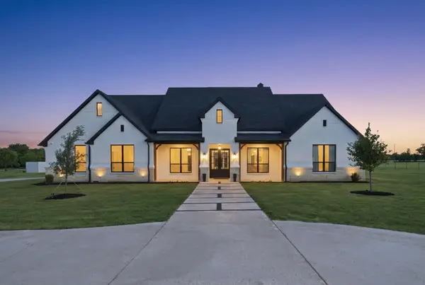 4790 Austin Circle, Sanger, TX 76266