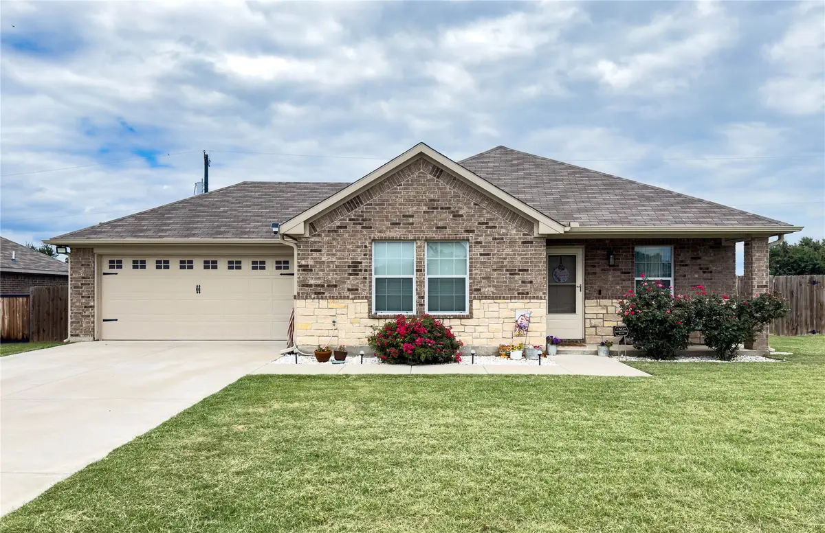 296 Summit Drive, Mineral Wells, TX 76067 - #1