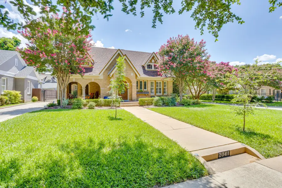 2041 Hawthorne Avenue, Fort Worth, TX 76110 - #2