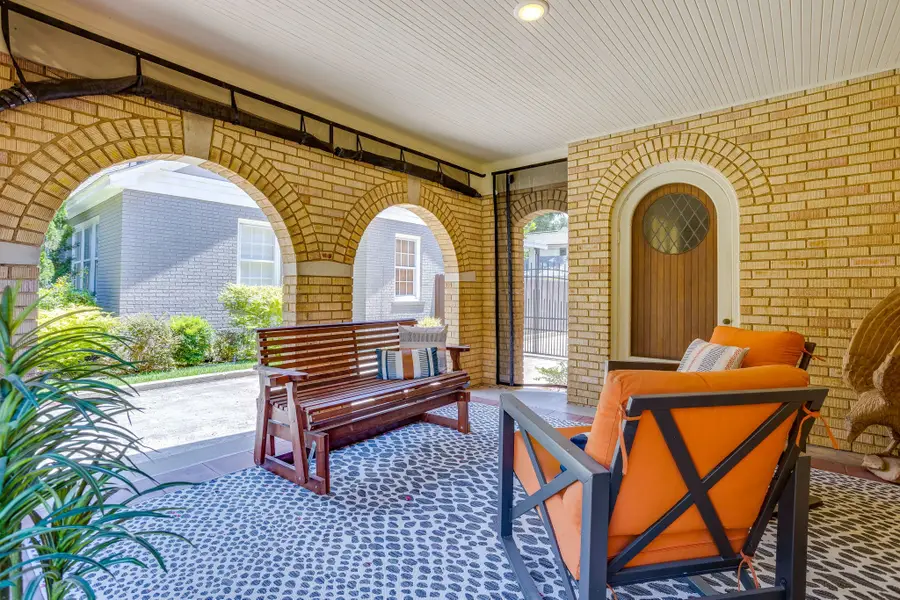 2041 Hawthorne Avenue, Fort Worth, TX 76110 - #3