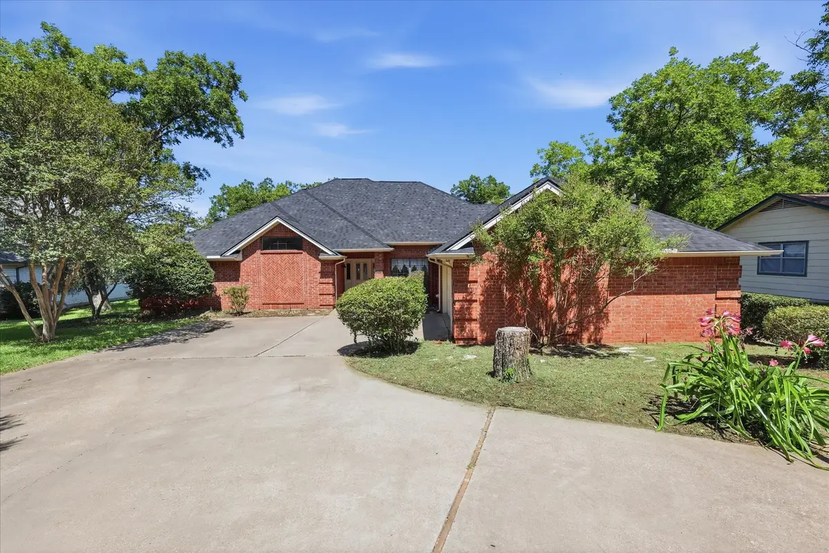 3910 Bandera Drive, Decordova, TX 76049 - #1