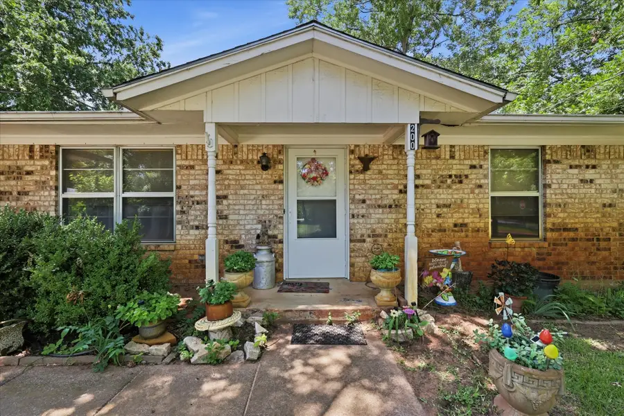 200 W North Street, Aubrey, TX 76227 - #3