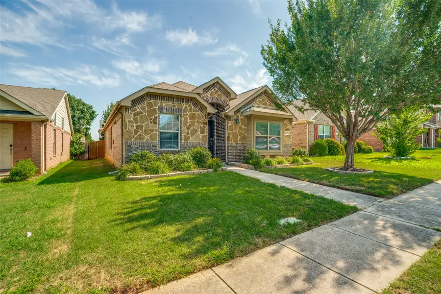 8835 Tucker Street, Cross Roads, TX 76227 - #2
