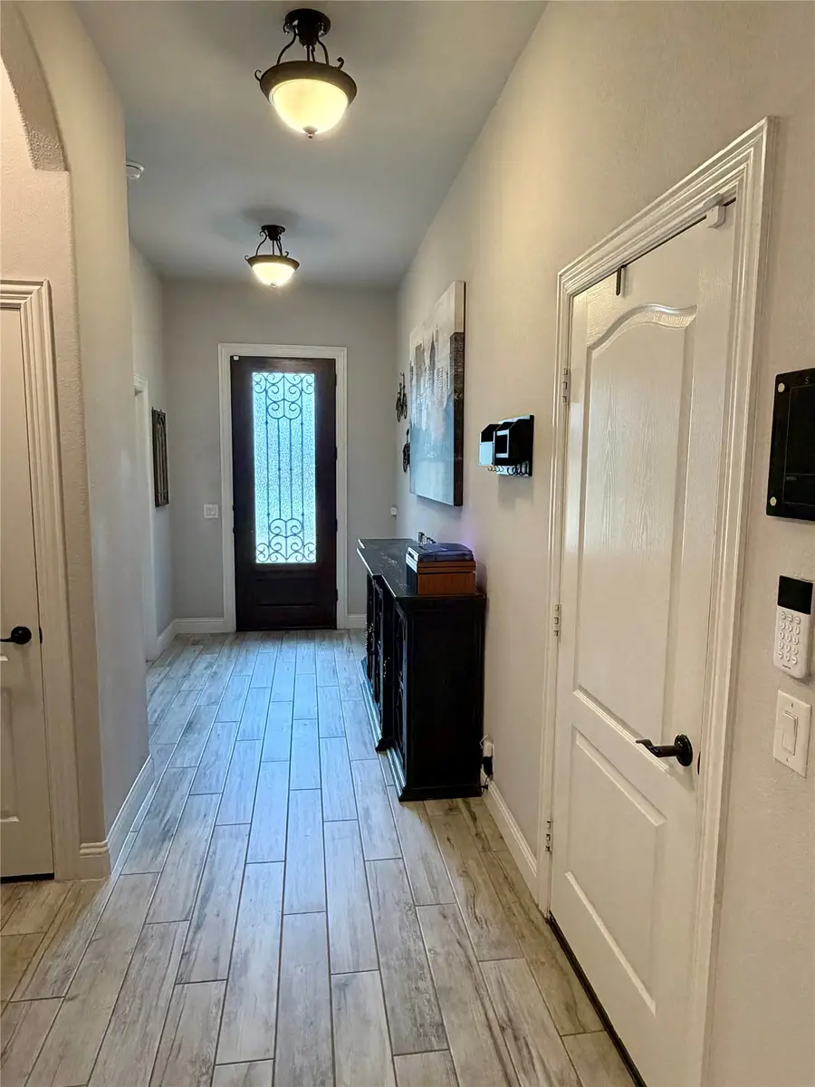 729 Oakleaf Drive, Midlothian, TX 76065 - #3