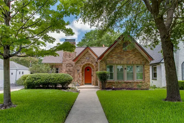919 Salmon Drive, Dallas, TX 75208