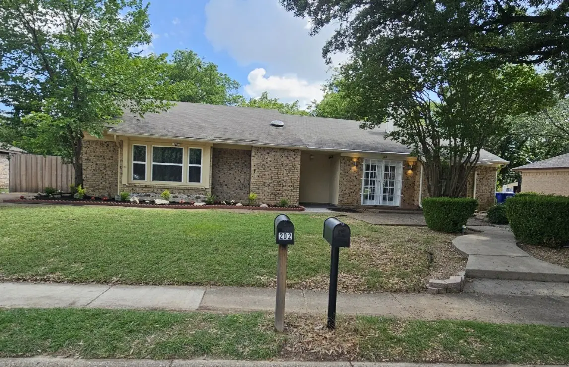202 E Denton Drive, Euless, TX 76039 - #1