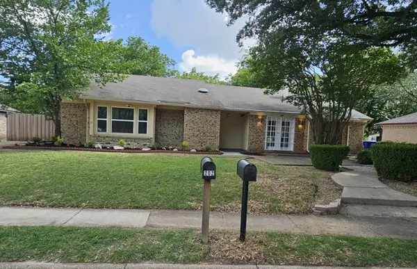 202 E Denton Drive, Euless, TX 76039