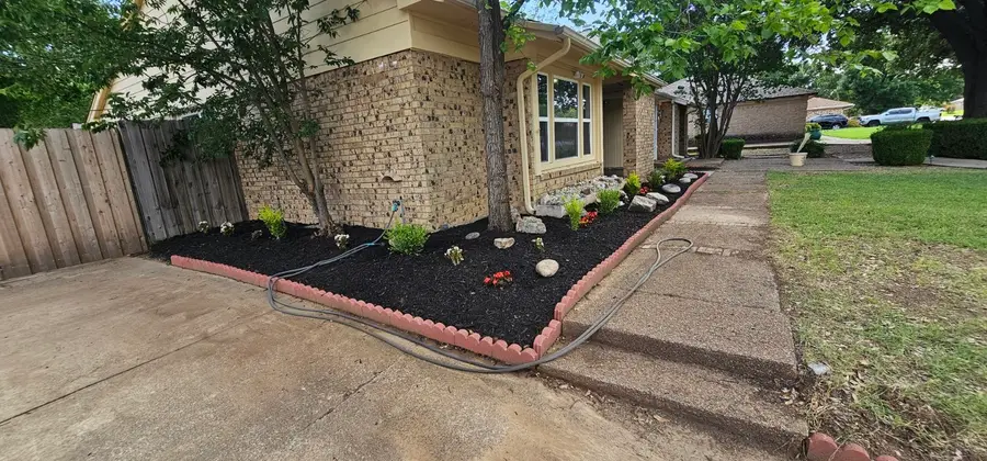 202 E Denton Drive, Euless, TX 76039 - #3