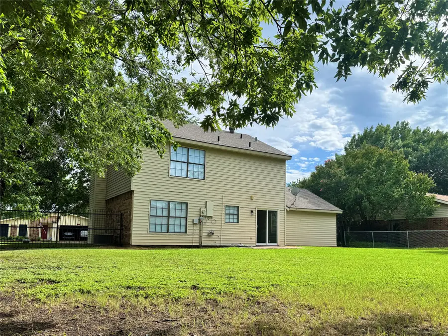 3913 Wrenwood Drive, Fort Worth, TX 76137 - #3