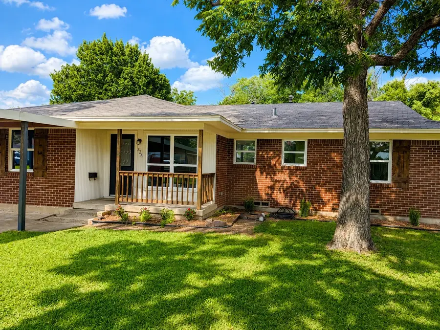 826 Harbor Drive, Lewisville, TX 75057 - #2