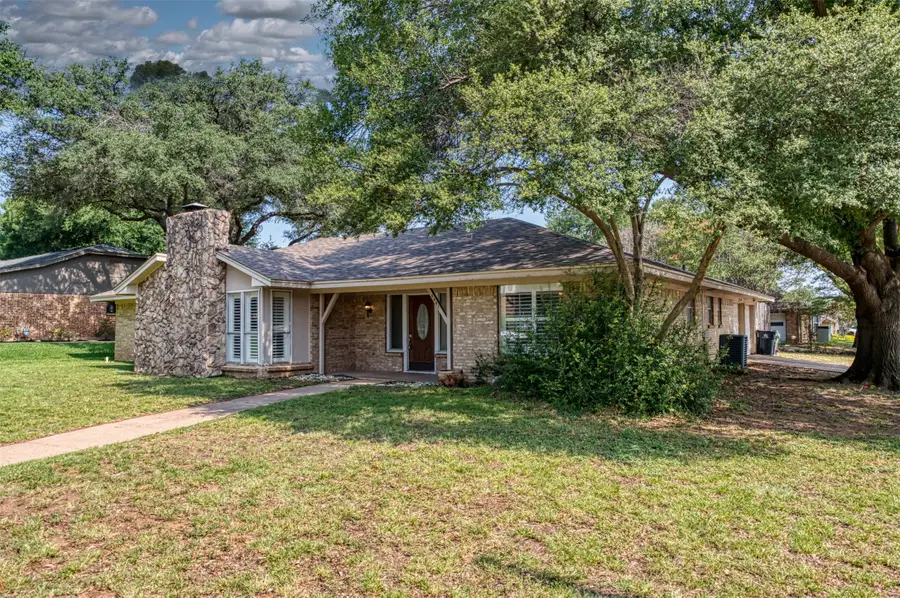 4501 Trowbridge Drive, Arlington, TX 76013 - #2